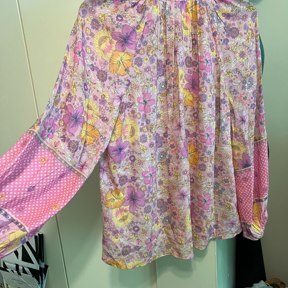 Spell hibiscus blouse excellent condition xs worn once